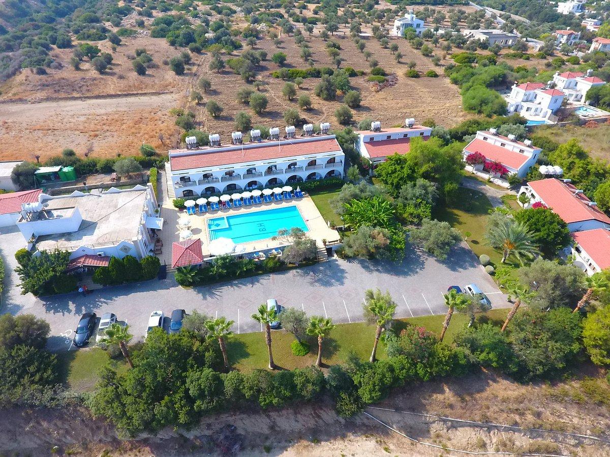 Bare Hill Holiday Village Elea Bagian luar foto