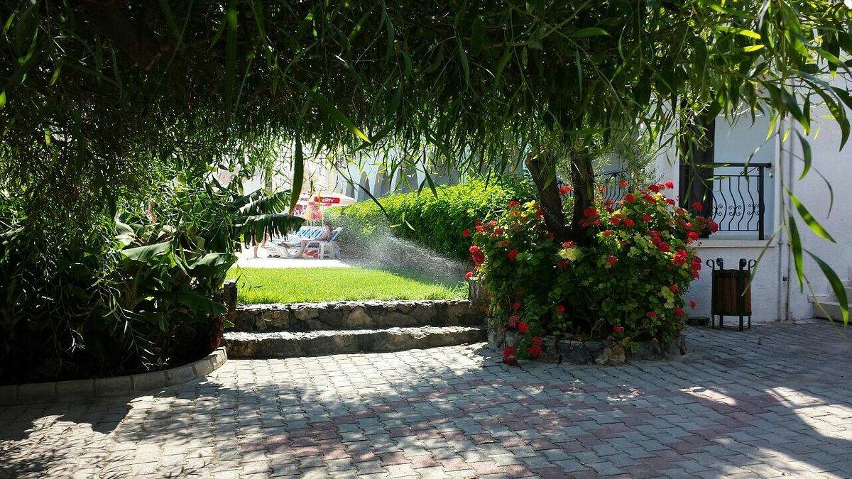 Bare Hill Holiday Village Elea Bagian luar foto