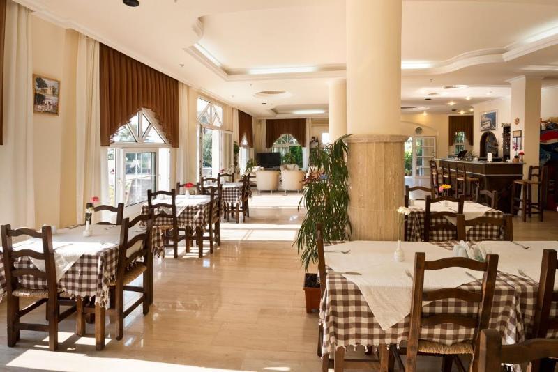 Bare Hill Holiday Village Elea Bagian luar foto