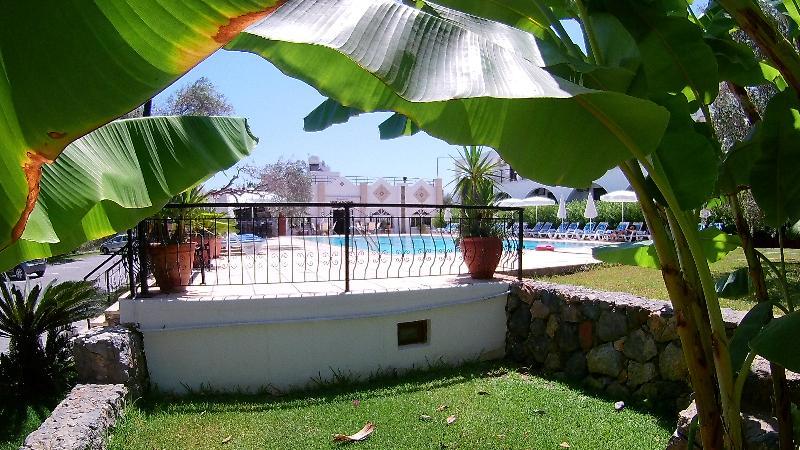 Bare Hill Holiday Village Elea Bagian luar foto