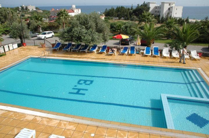 Bare Hill Holiday Village Elea Bagian luar foto